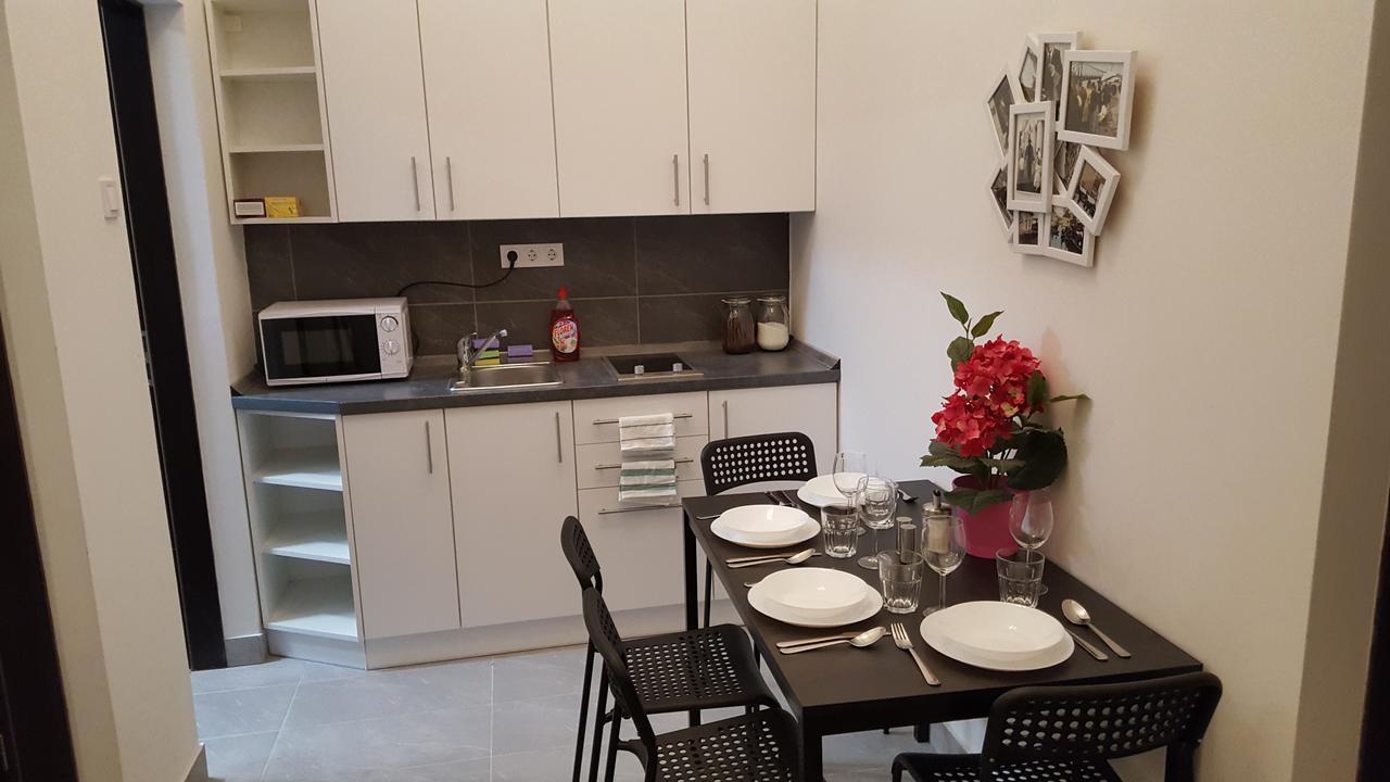 Michael Apartment With 2 Rooms Near Gozsdu Udvar 부다페스트 외부 사진