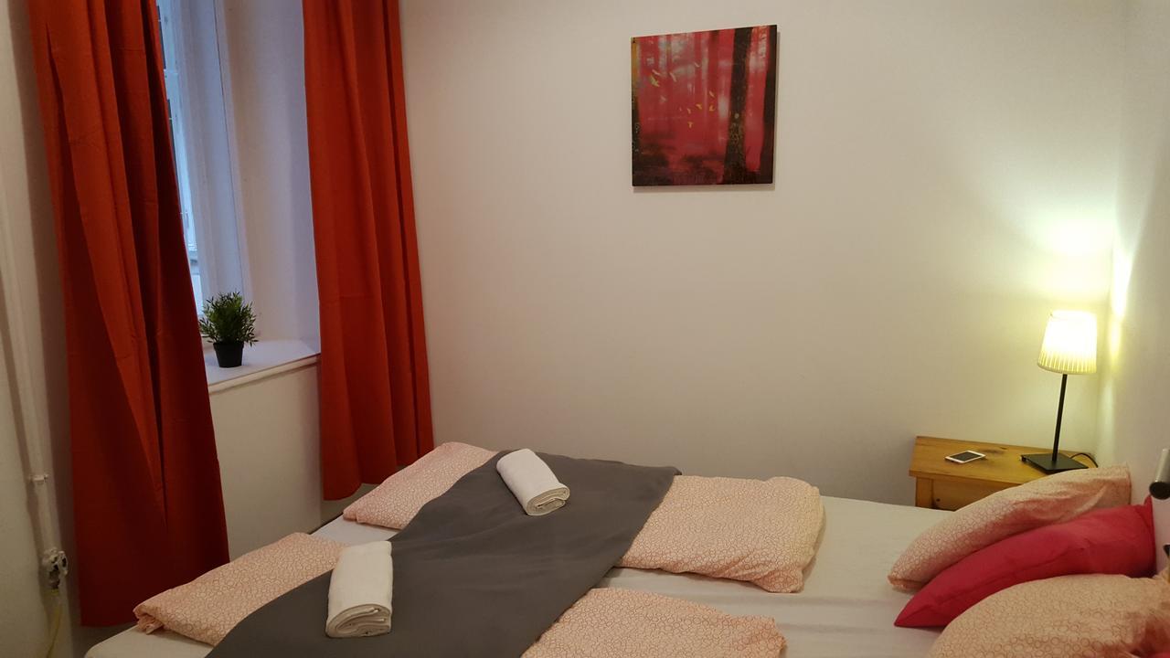 Michael Apartment With 2 Rooms Near Gozsdu Udvar 부다페스트 외부 사진