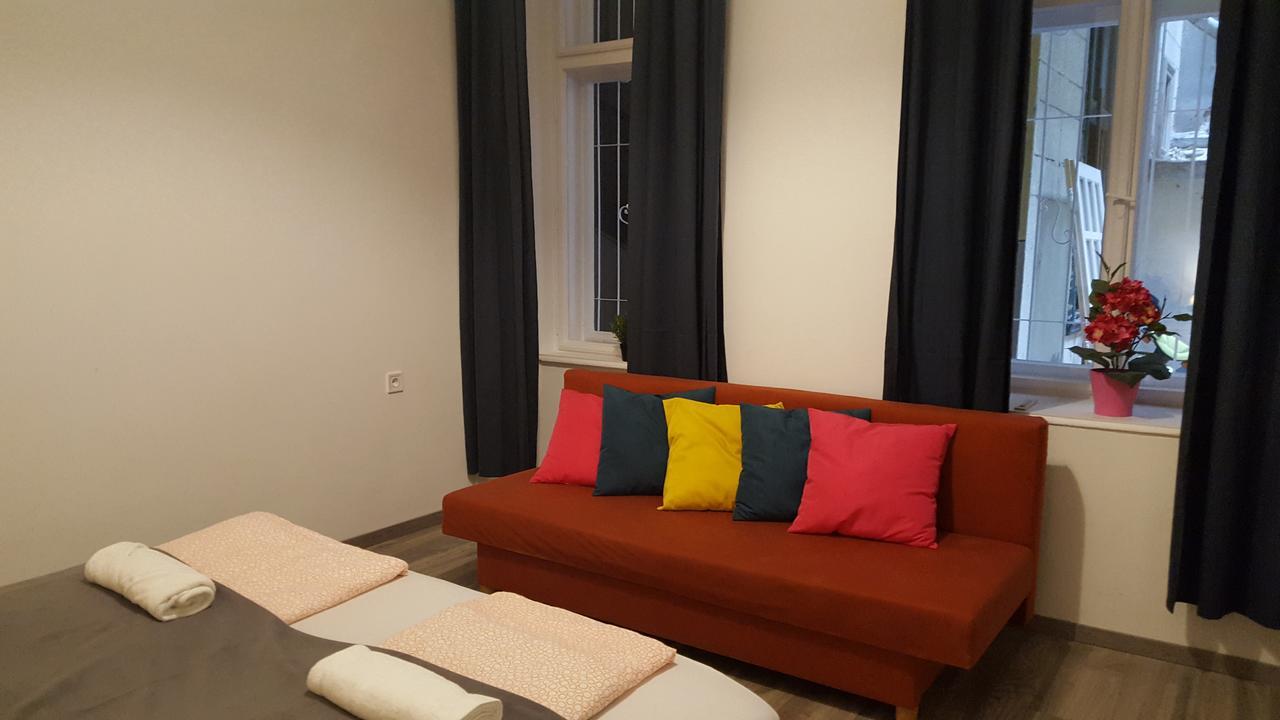 Michael Apartment With 2 Rooms Near Gozsdu Udvar 부다페스트 외부 사진